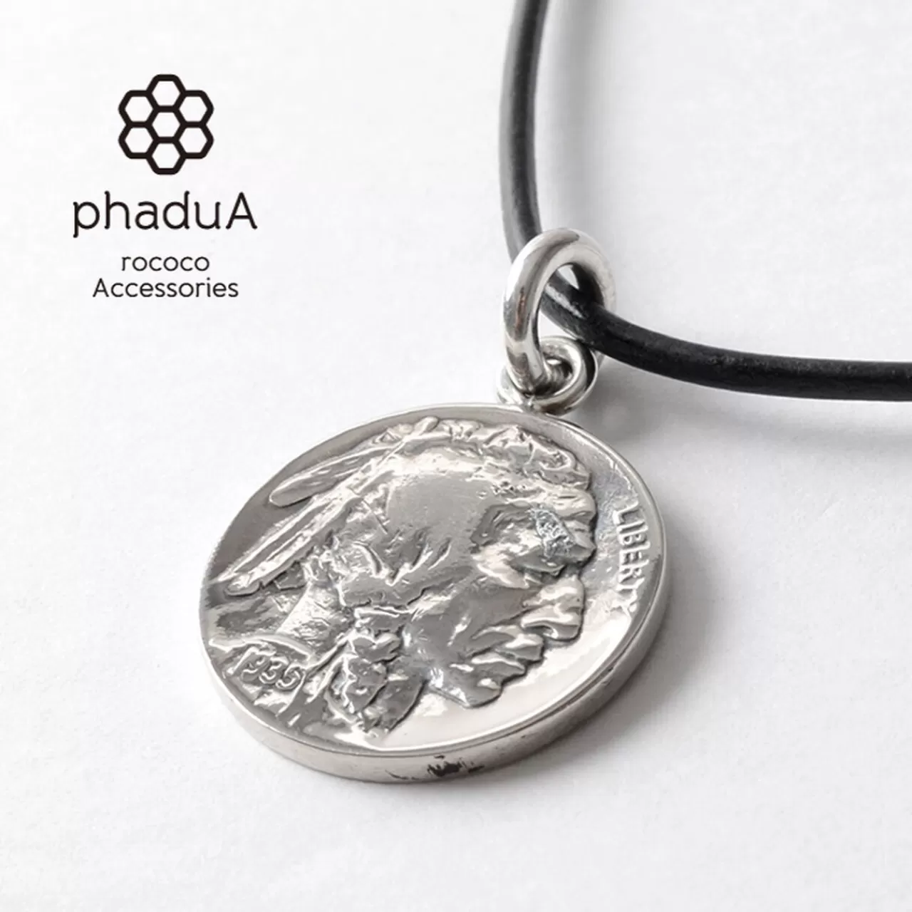 PHADUA Necklaces>Old Coin Pendant Top Silver