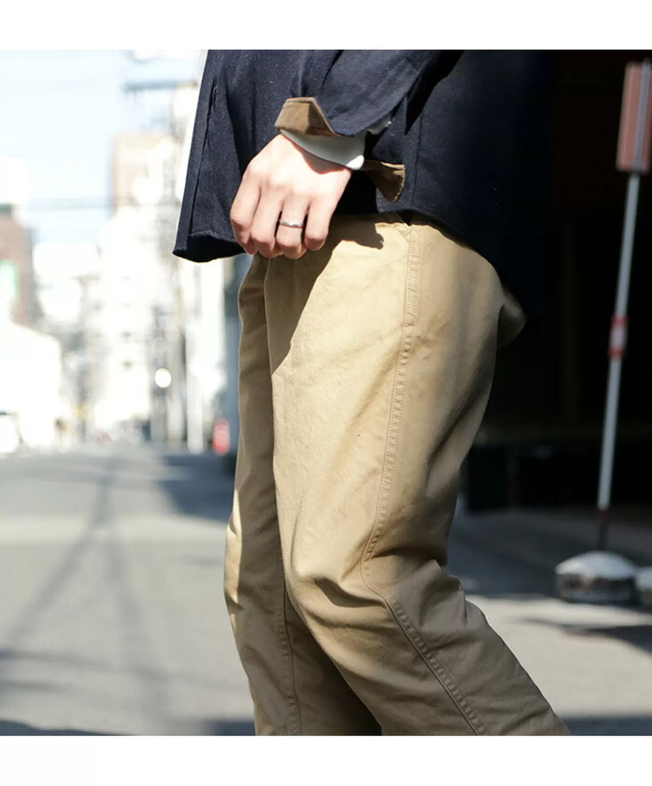 JAPAN BLUE JEANS Trousers>Rjb1610 40/3 High Count Twill Wide Tapered Vintage Chino Beige