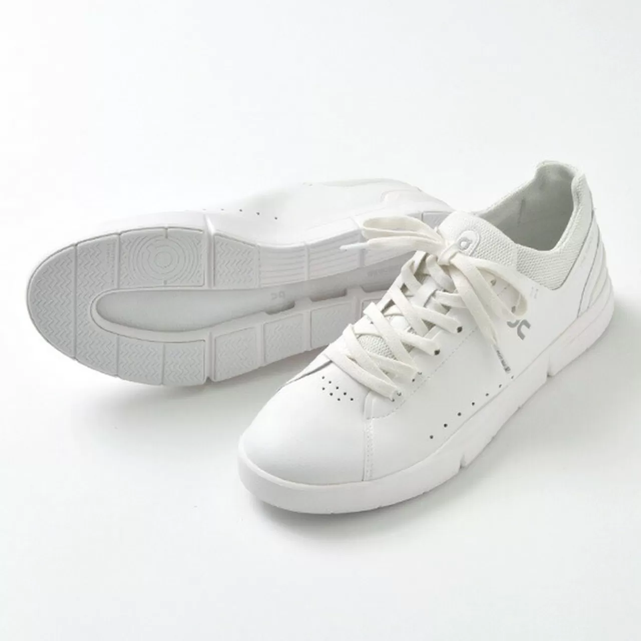 ON Sneakers>The Roger Advantage Sneakers Allwhite