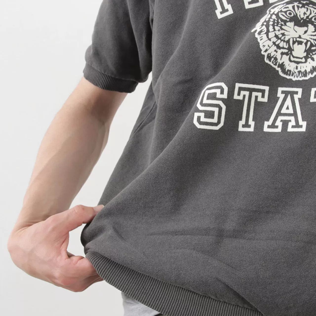MIXTA Short Sleeves>Vintage Print Short Sleeve Sweatshirt